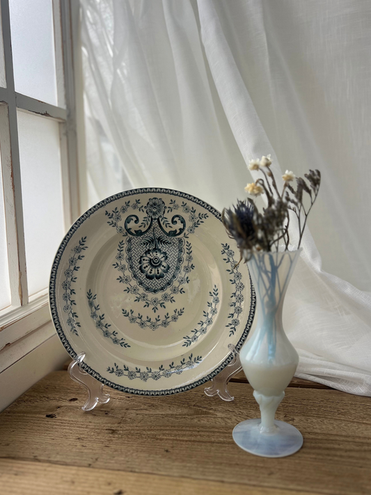 Opaline Glass Soliflore White Flower Vase 18cm｜ オパリンガラス ソリフロー ル ホワイト 一輪挿し